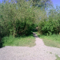 zpevnění cestiček okolo rybníků a na promenádě